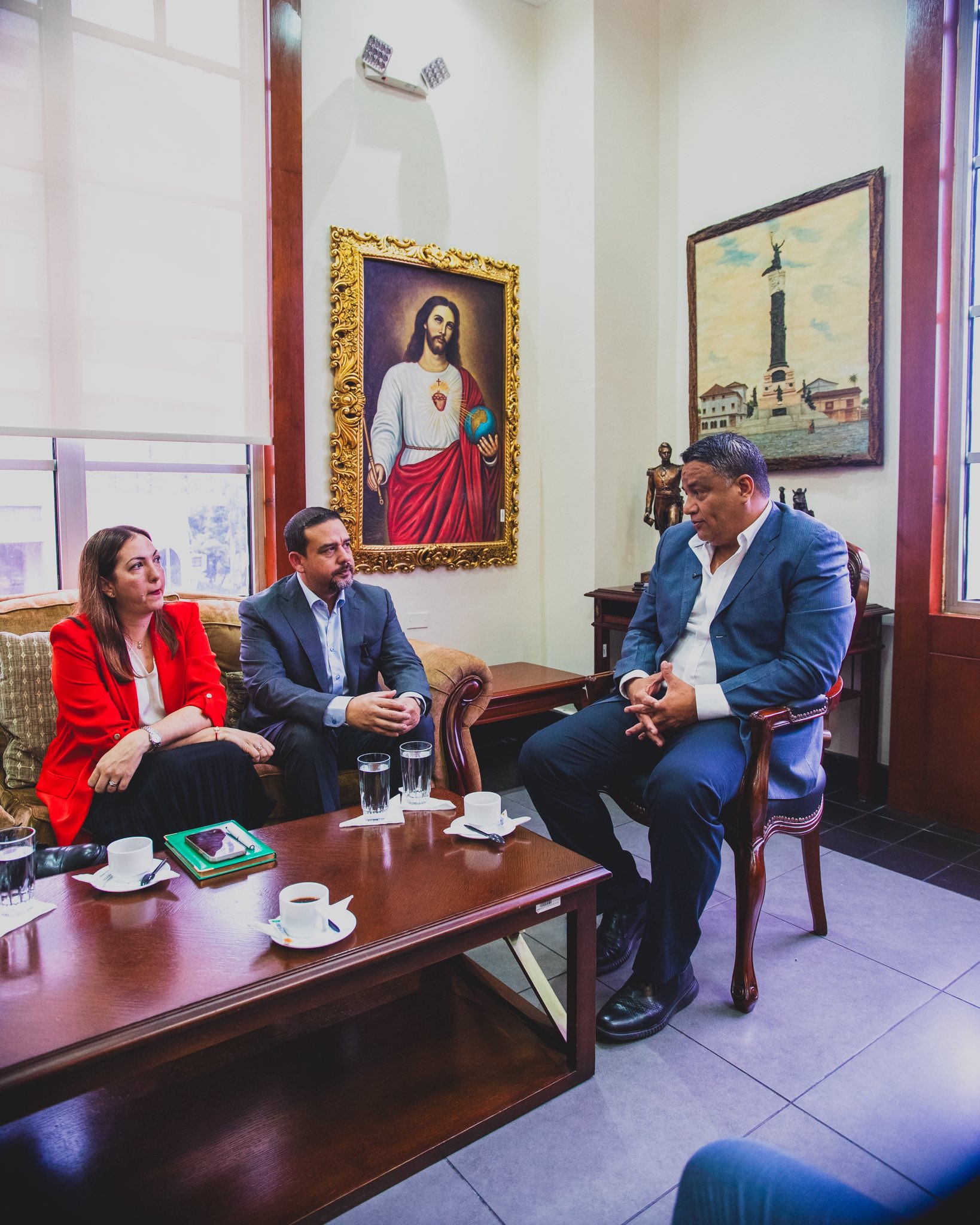 GOBERNACIÓN DEL GUAYAS Y PREFECTURA FORTALECEN AGENDA CONJUNTA PARA IMPULSAR EL DESARROLLO, LA SEGURIDAD Y LA PRODUCTIVIDAD DE LA PROVINCIA