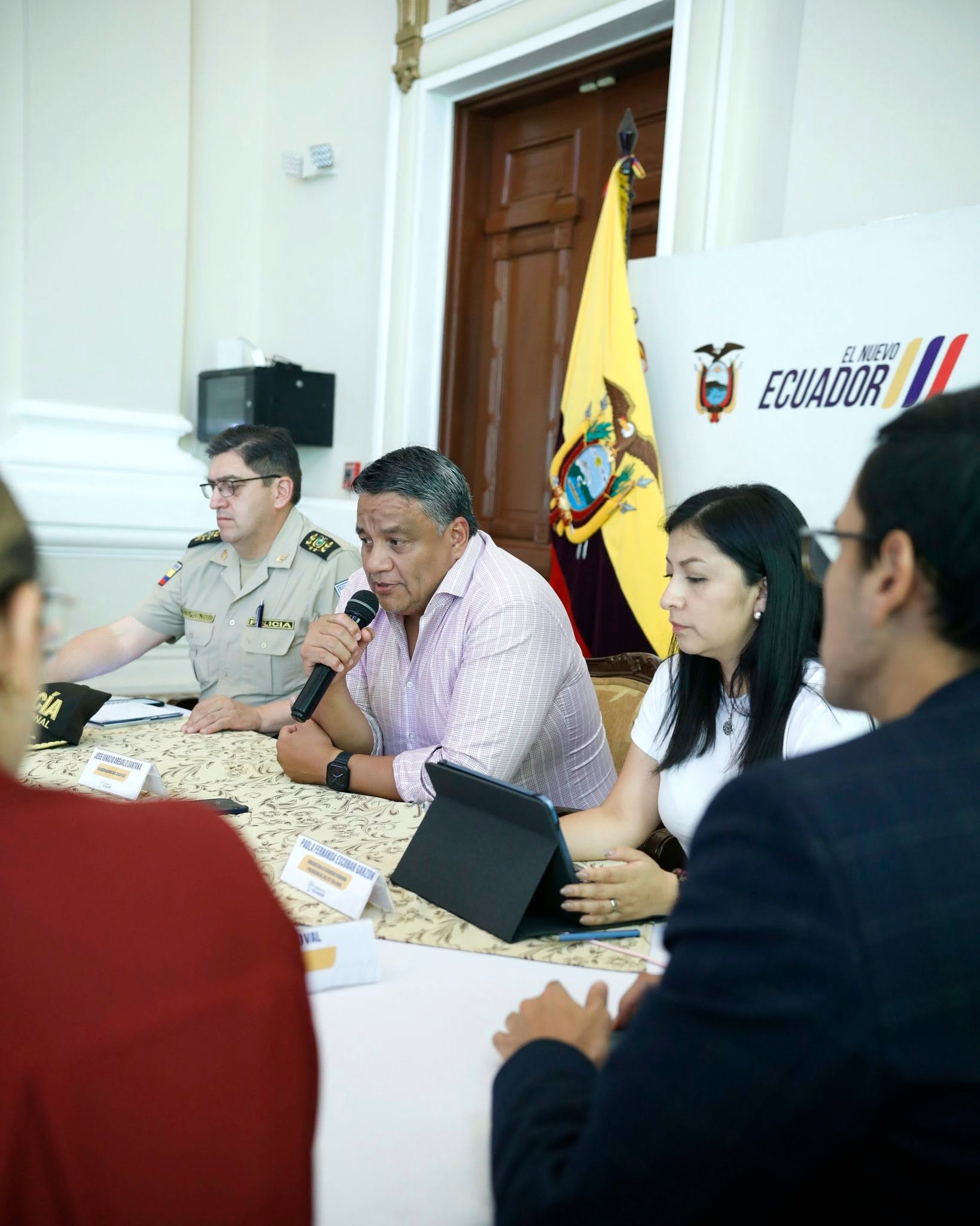 Gobernación del Guayas lidera estrategia para fortalecer la seguridad en 207 instituciones educativas priorizadas de la provincia