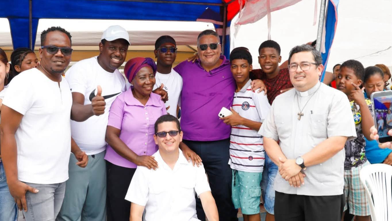 GOBERNACIÓN DEL GUAYAS FORTALECE LA PARTICIPACIÓN JUVENIL CON “JÓVENES 100 VOCES” EN LA ISLA TRINITARIA